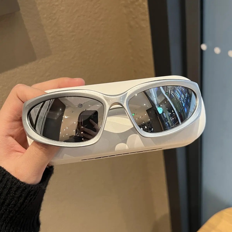 Luxury Y2K Sports Punk Sunglas - огляд і ціна Uv Resin