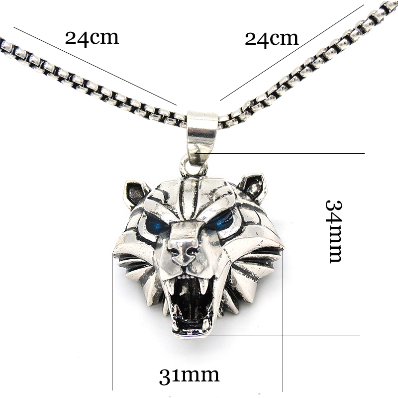 Caucasus Bear Medallion Pendan - огляд і ціна Cobra Extruder